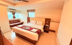 Hotel Artusinn Midc Andheri East